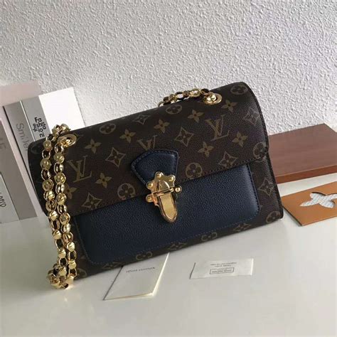 louis vuitton lv chain bag.